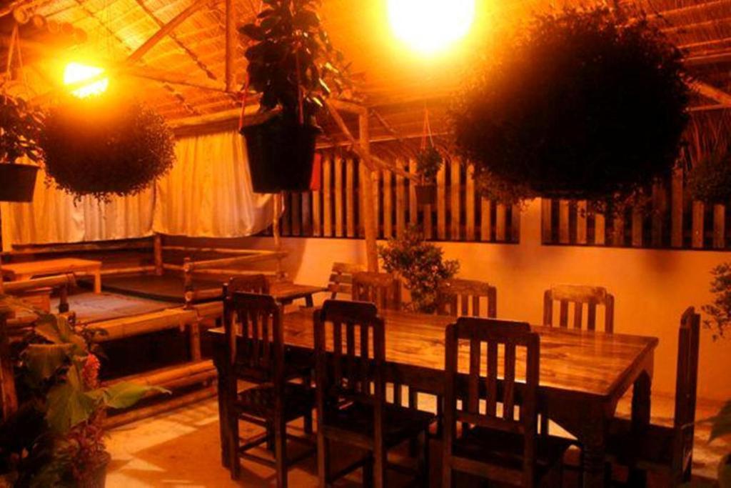 Kikie'S House Hostel Chiang Mai Buitenkant foto